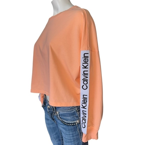 Calvin Klein Performance Women’s Large Peach Long Sleeved Crop-top LS Tee Shirt - Picture 2 of 6
